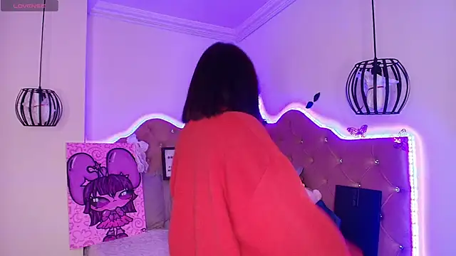 sophiievv online show from October 19, 8:00 pm