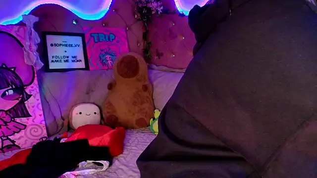 sophiievv online show from November 21, 7:13 pm