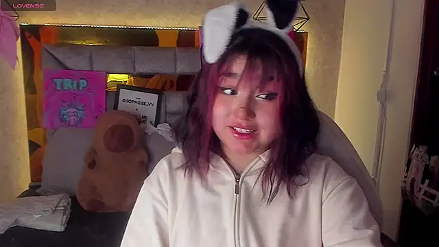 sophiievv online show from November 24, 7:03 pm