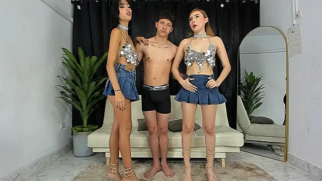 charminglovers   online show from December 16, 1:48 pm