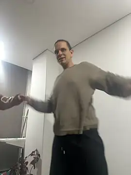 Snapshot of JeanLust chatting on February 5, 1:23 am JeanLust online show from February 5, 1:23 am