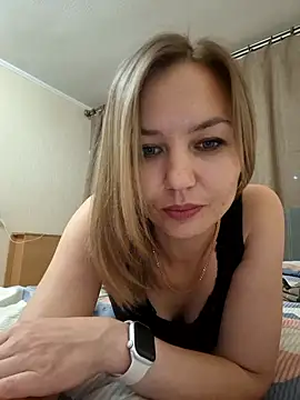 Snapshot of VeroLoverx chatting on September 21, 8:14 pm VeroLoverx online show from September 21, 8:14 pm