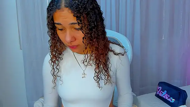 Emma Carteer online show from October 25, 3:12 pm