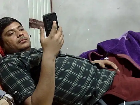 Ajmersingh335512 online show from February 15, 3:44 pm