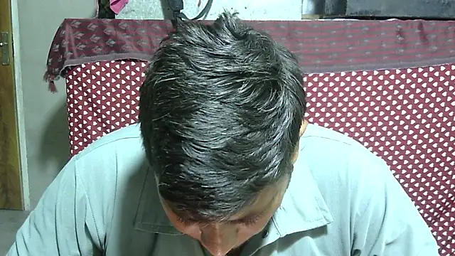 Snapshot of Ajmersingh335512 chatting on July 7, 6:11 pm Ajmersingh335512 online show from July 7, 6:11 pm
