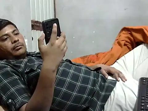 Ajmersingh335512 online show from February 14, 3:56 pm