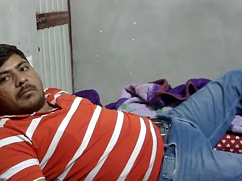 Ajmersingh335512 online show from April 3, 4:24 pm