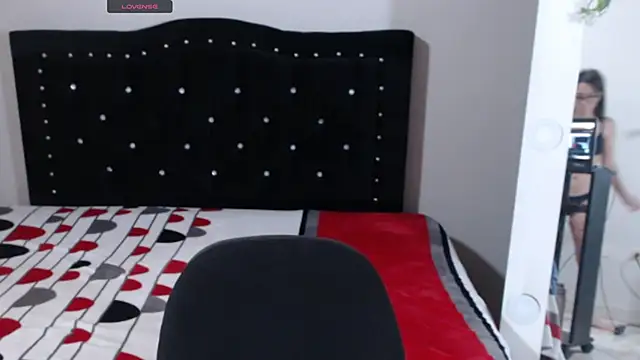 Coraline Playful online show from November 15, 6:56 pm