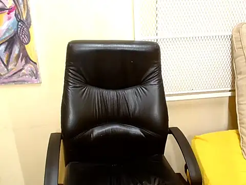 Snapshot of Kudziy chatting on November 7, 7:46 am Kudziy online show from November 7, 7:46 am