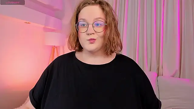 Snapshot of Alissa_S chatting on November 6, 4:33 pm Alissa S online show from November 6, 4:33 pm