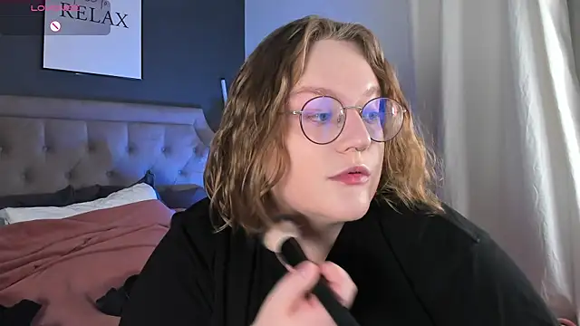 Alissa S online show from October 8, 1:23 pm