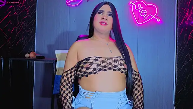 Karenn rosee online show from October 4, 5:42 am