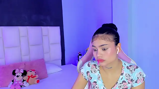 SammyRose  online show from October 16, 7:44 pm