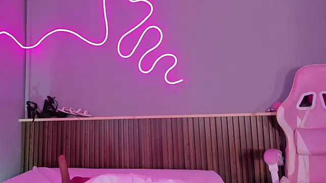 SammyRose  online show from April 12, 10:18 am