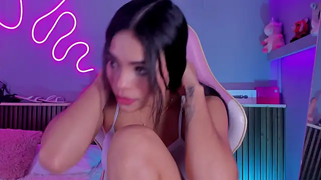 SammyRose  online show from May 16, 8:19 pm