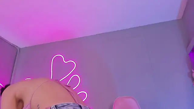 SammyRose  online show from May 21, 8:39 pm