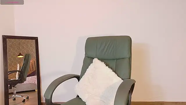 katia green1 online show from January 13, 8:02 pm