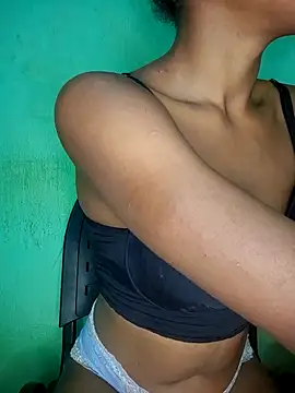 pretinha br online show from September 28, 8:16 pm