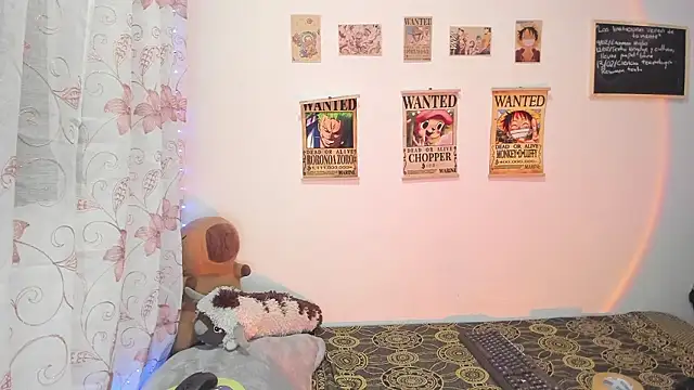 Snapshot of AfroditaLeclair chatting on February 17, 1:14 am AfroditaLeclair online show from February 17, 1:14 am