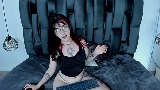 AfroditaLeclair online show from October 24, 8:08 pm