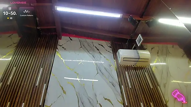 VictoriaDuart online show from April 12, 8:34 pm