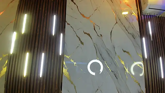 VictoriaDuart online show from March 31, 8:11 pm