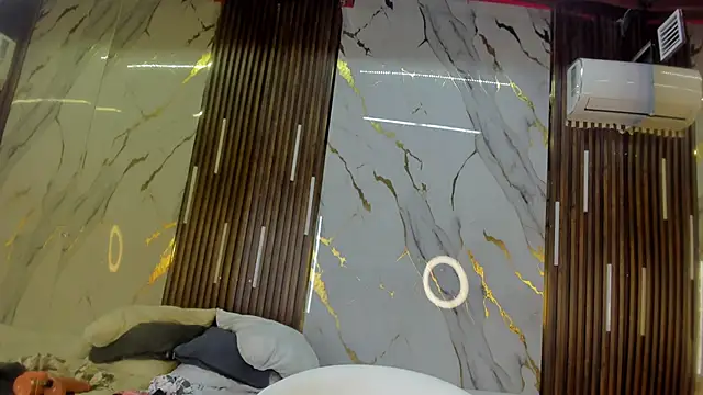 VictoriaDuart online show from January 5, 7:39 pm