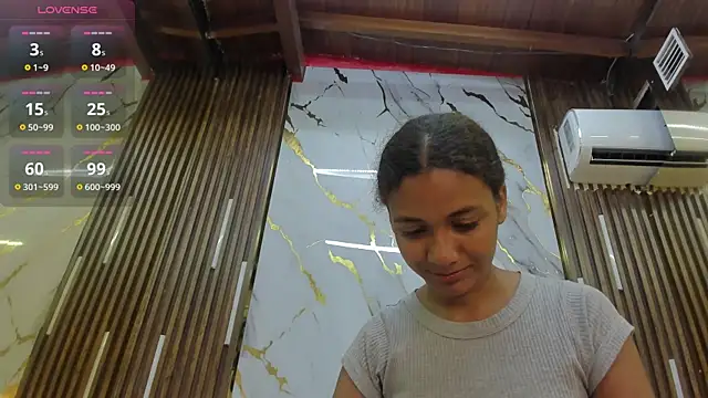 Snapshot of VictoriaDuart chatting on July 10, 8:20 pm VictoriaDuart online show from July 10, 8:20 pm