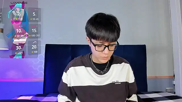 Tsuki Maru online show from November 24, 8:31 pm