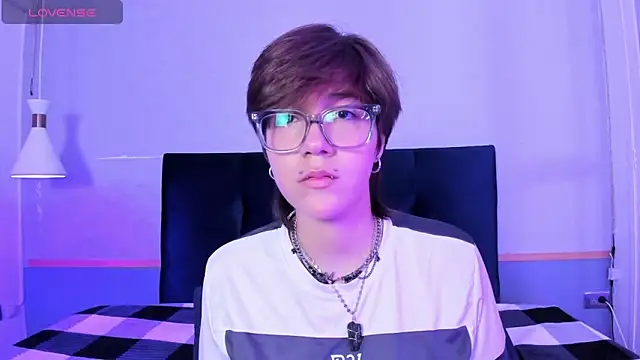 Tsuki Maru online show from March 16, 8:11 pm