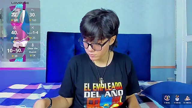 Tsuki Maru online show from November 1, 8:25 pm