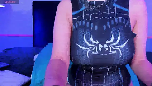 Snapshot of Tsuki_Maru chatting on February 12, 9:03 pm Tsuki Maru online show from February 12, 9:03 pm