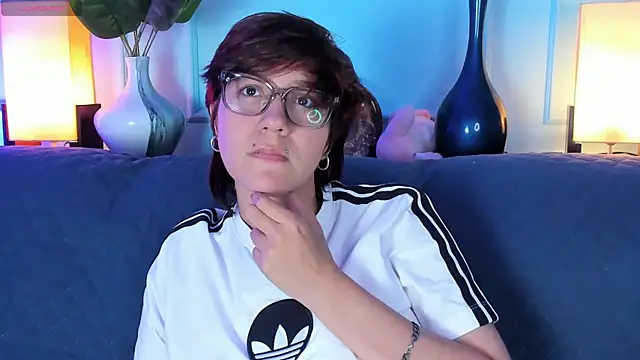 Tsuki Maru online show from March 31, 8:11 pm