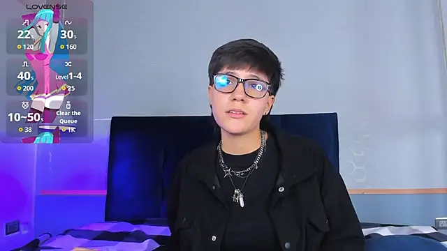 Snapshot of Tsuki_Maru chatting on December 15, 4:18 am Tsuki Maru online show from December 15, 4:18 am