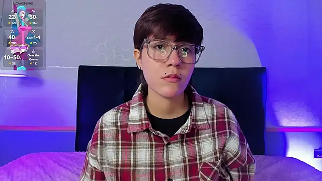 Snapshot of Tsuki_Maru chatting on January 14, 4:16 am Tsuki Maru online show from January 14, 4:16 am