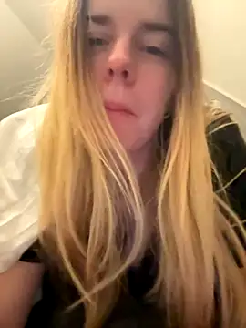 ellieen online show from November 19, 10:21 pm