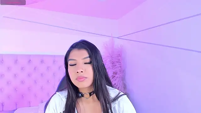 BritanyBrown  online show from May 24, 12:38 pm