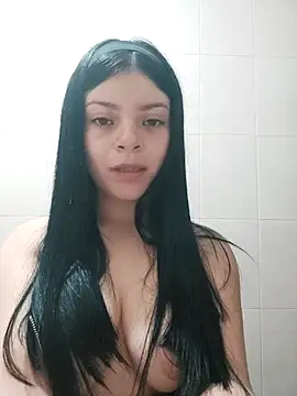 Snapshot of LunaJacobs chatting on November 12, 12:15 am LunaJacobs online show from November 12, 12:15 am