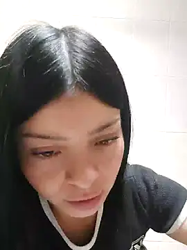 LunaJacobs online show from March 19, 7:25 pm