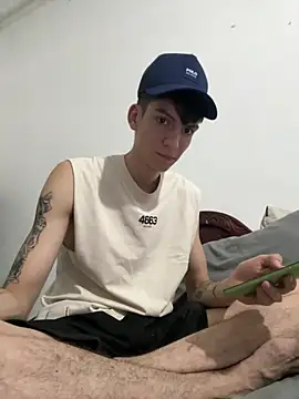 Snapshot of Luck__090 chatting on March 2, 3:51 am Luck 090 online show from March 2, 3:51 am