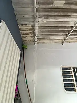 Snapshot of Luck__090 chatting on February 25, 9:36 pm Luck 090 online show from February 25, 9:36 pm