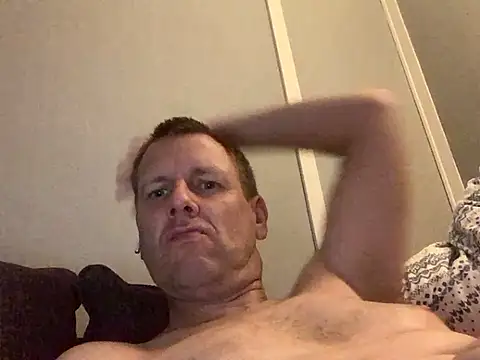 Snapshot of Gangbangchem chatting on October 7, 12:22 am Gangbangchem online show from October 7, 12:22 am