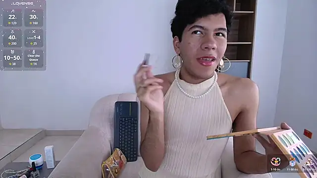 E R O S  online show from November 14, 8:12 pm