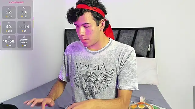 E R O S  online show from January 10, 7:53 pm