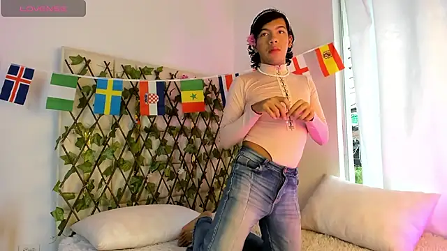 E R O S  online show from June 27, 12:22 pm