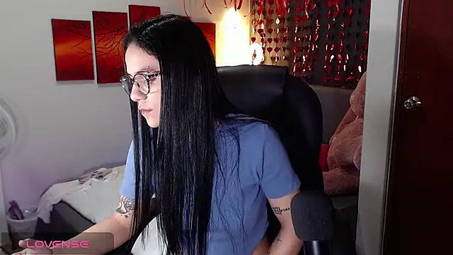 Snapshot of Ashley_olivares chatting on October 17, 7:48 pm Ashley olivares online show from October 17, 7:48 pm