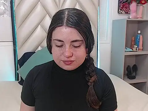 Vicluxxx online show from October 29, 12:37 pm