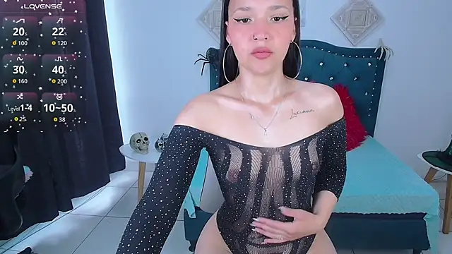 IamBunny f w online show from October 10, 1:34 pm