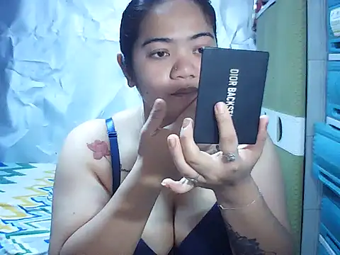 Snapshot of sexylhane chatting on November 17, 5:22 am sexylhane online show from November 17, 5:22 am