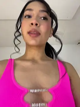 Soe Love online show from March 7, 11:54 pm